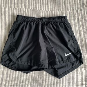 Nike Dri-Fit Shorts - Spandex lined - S